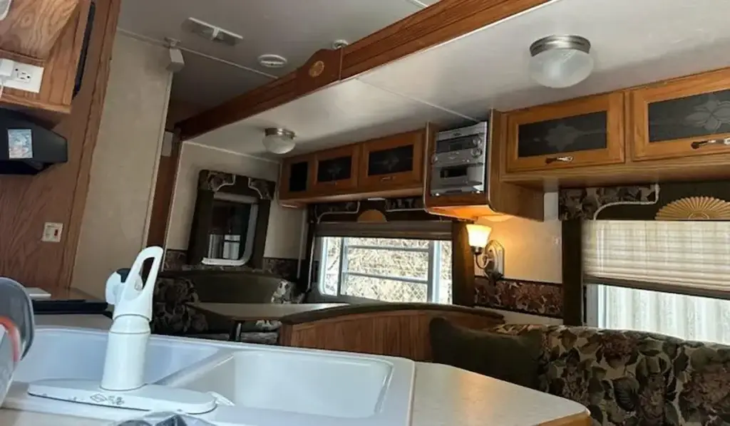Fifth Wheel Donation